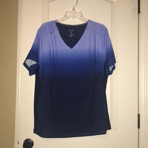 Scrub top. Ceil And Navy ombré